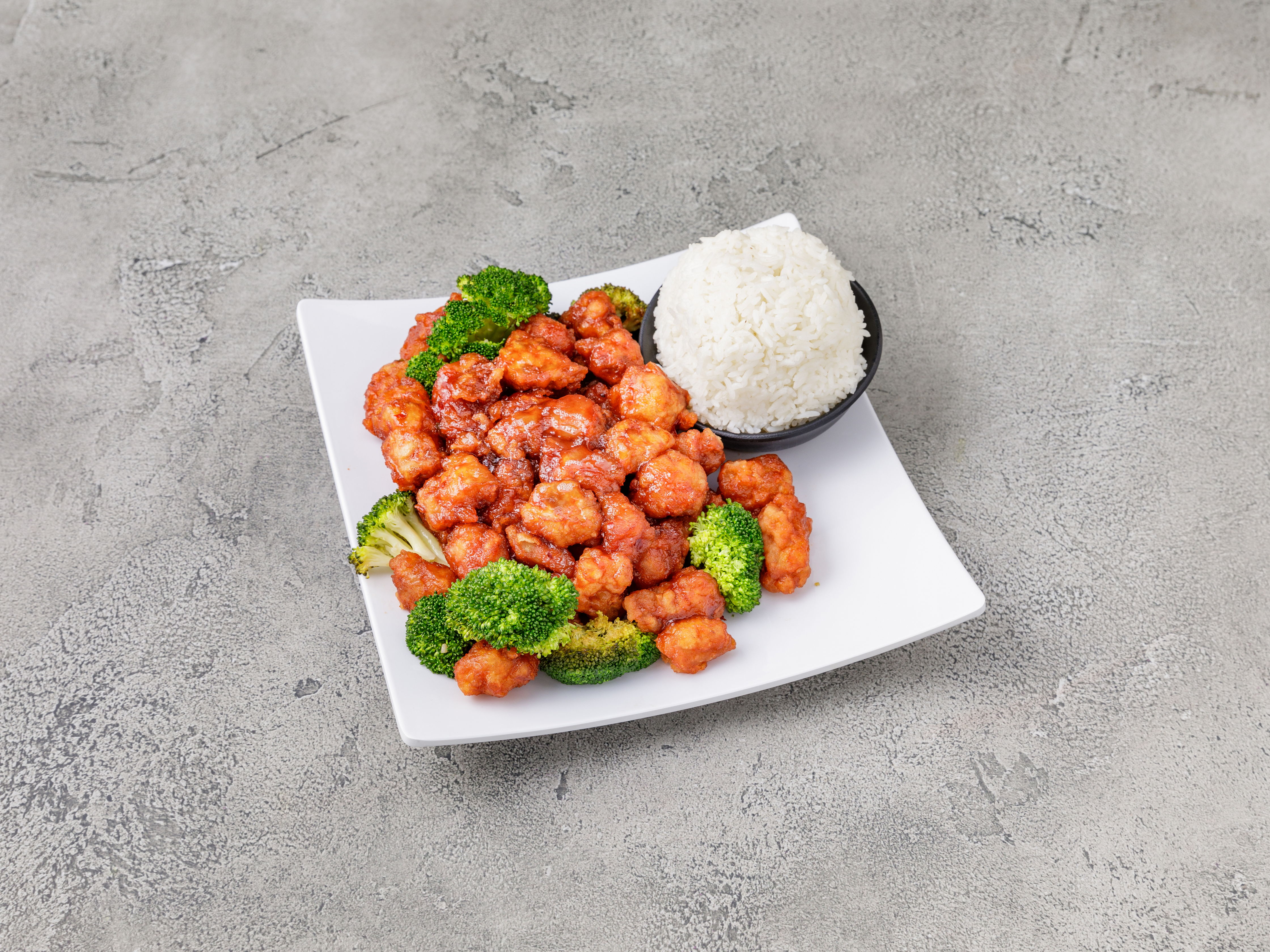 Order General Tso's Chicken food online from Yummy Asian store, Salisbury on bringmethat.com