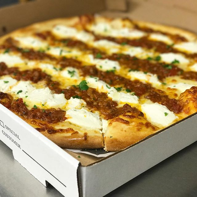 Order Lasagna Pizza food online from Classica Pizza store, Norwalk on bringmethat.com