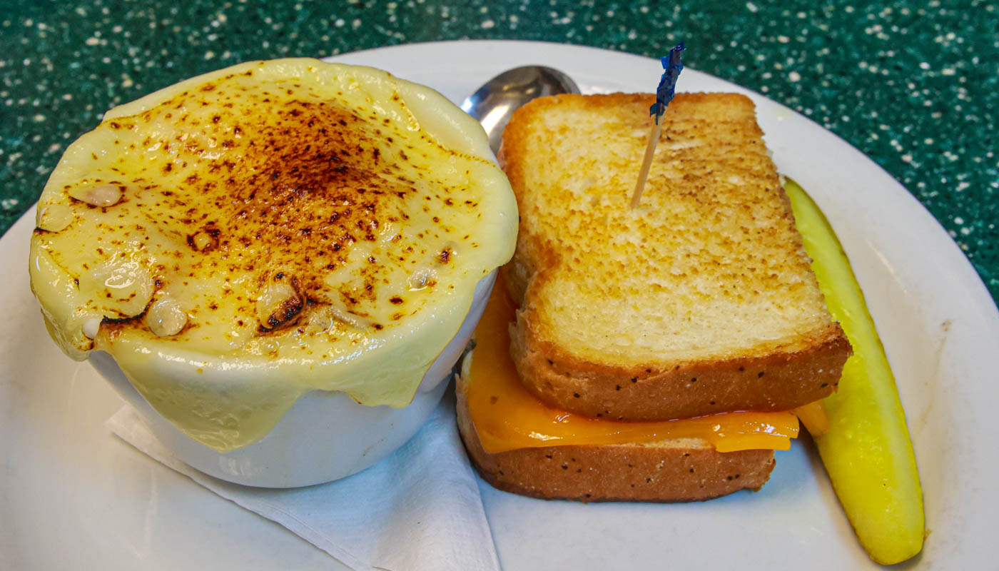 Order Kids Grilled Cheese food online from Sunny Street Cafe store, Painesville on bringmethat.com