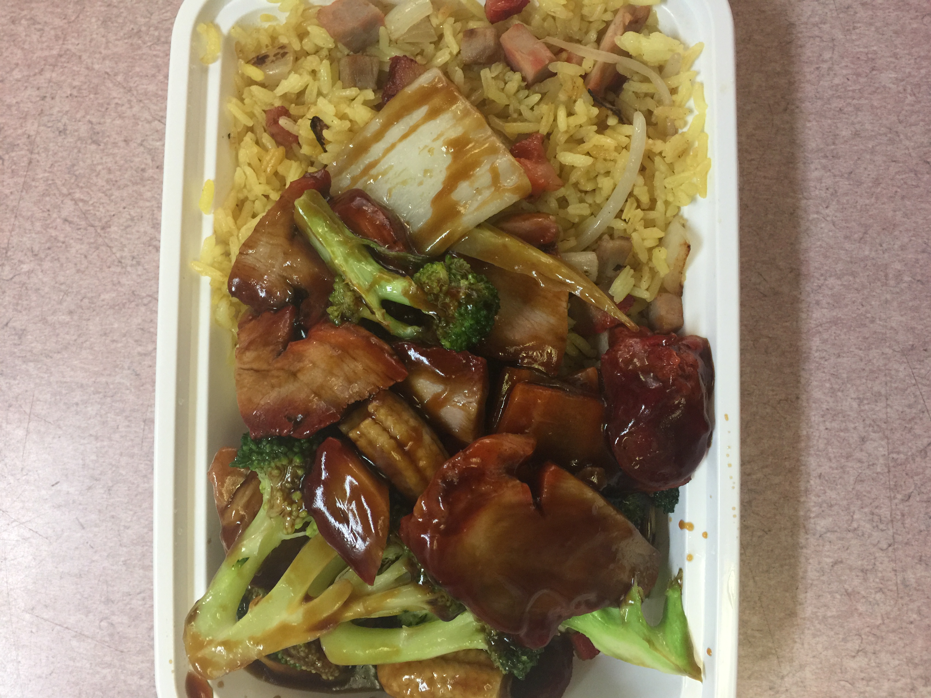 Order C4. Roast Pork with Mix Vegetable Combination Platter food online from China Wok store, Harrison on bringmethat.com