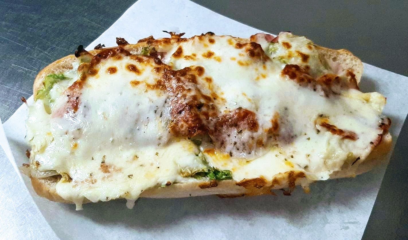 Order Italian Sub - Sub food online from Reino Pizza & Pasta store, Tiffin on bringmethat.com