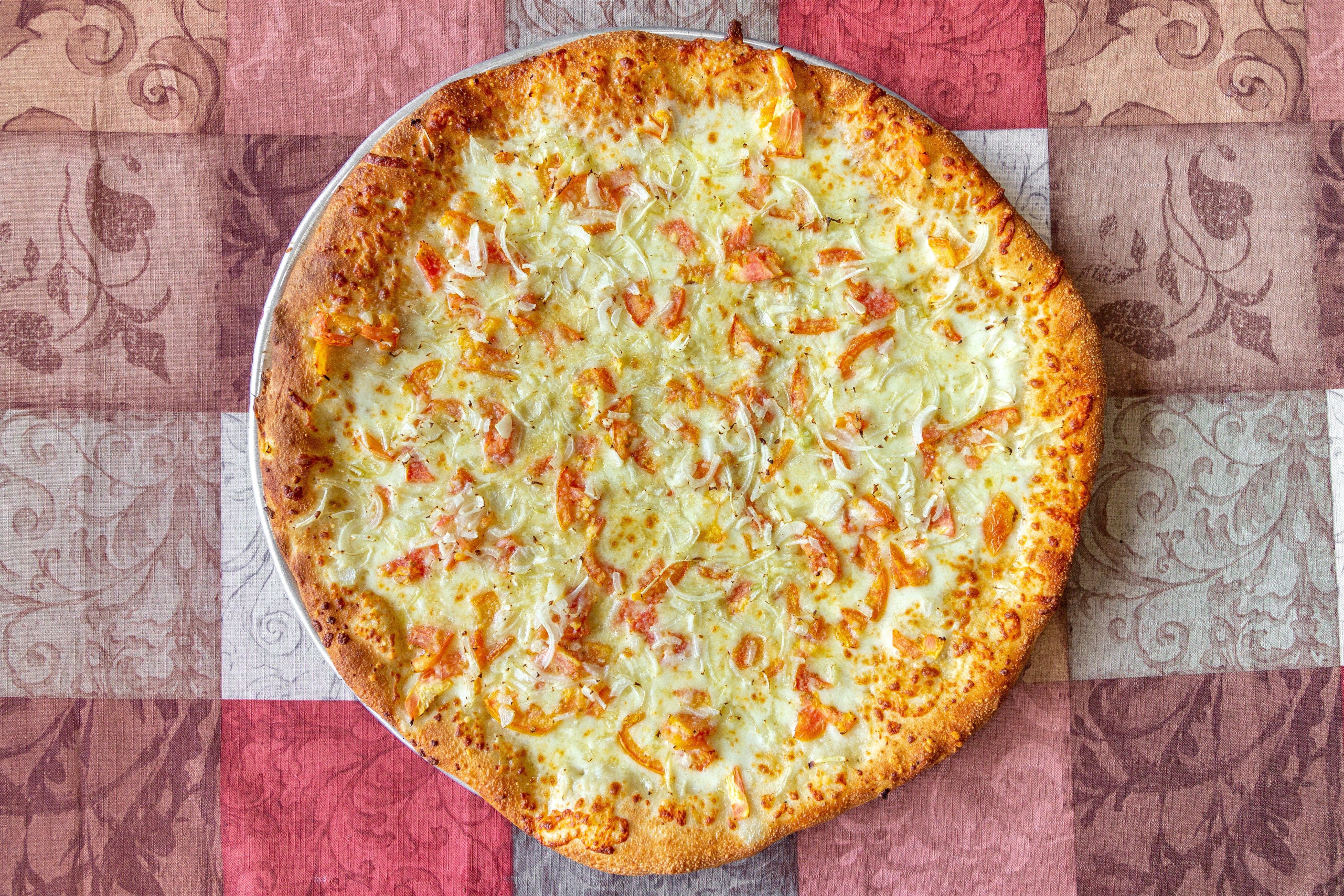 Order White Pizza - Solo 10'' food online from Chick-N-Pizza Works store, Buffalo on bringmethat.com