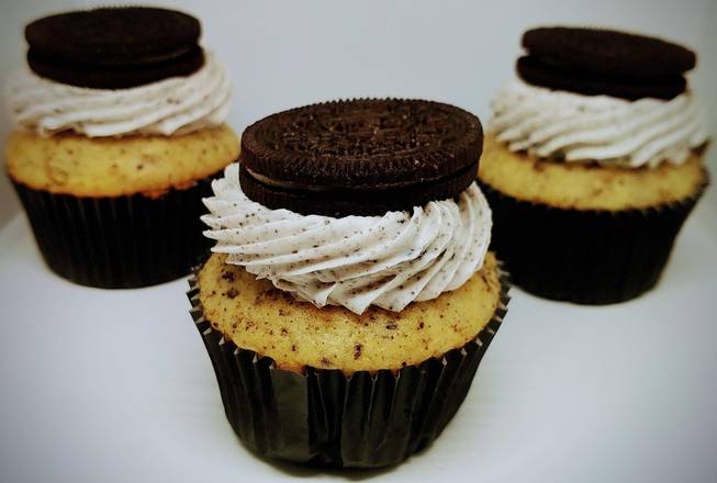 Order Cookies and Cream food online from Almond Cakes & Catering store, Dallas on bringmethat.com