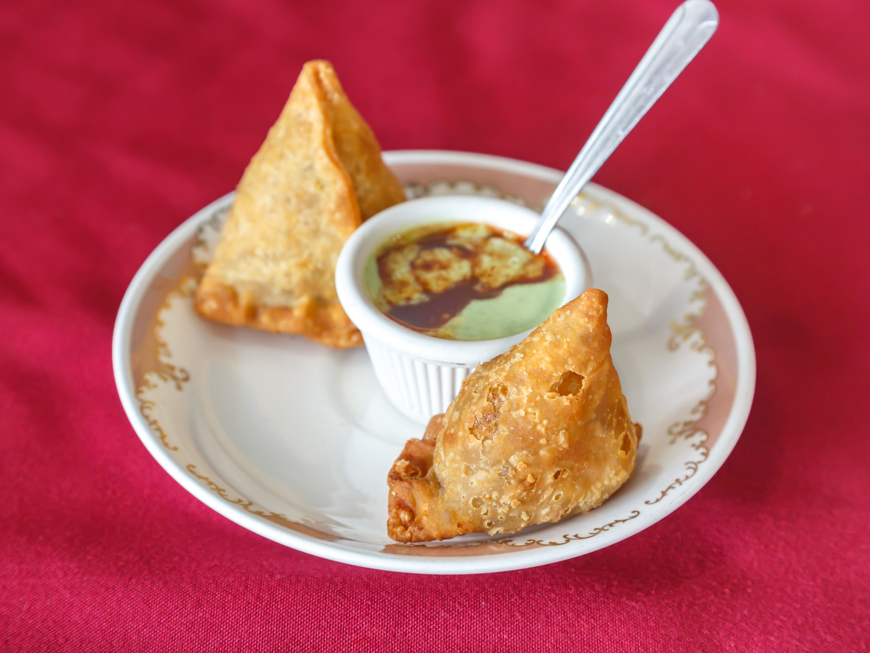 Order 2 Piece Vegetable Samosa food online from Curry House store, Smyrna on bringmethat.com