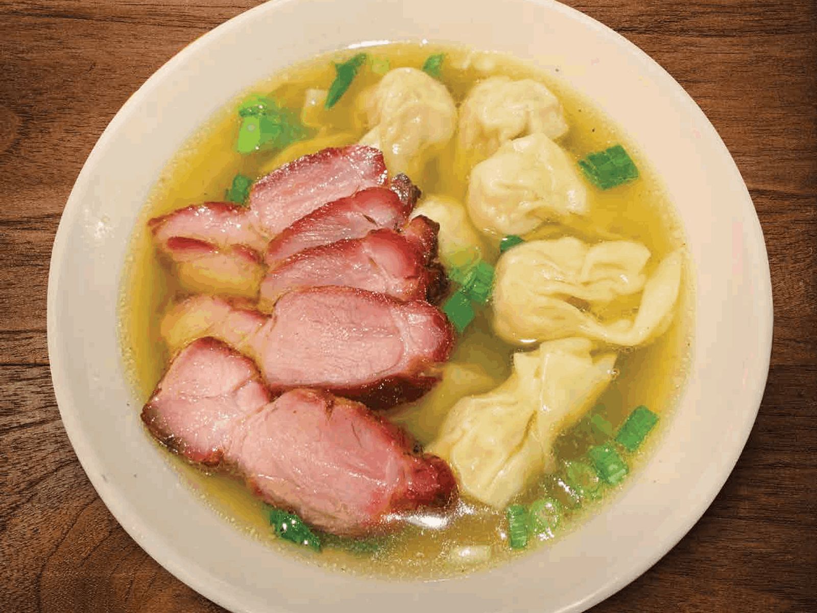 Order 52. Pork Wonton Soup food online from Meesen Thai Eatery store, Portland on bringmethat.com