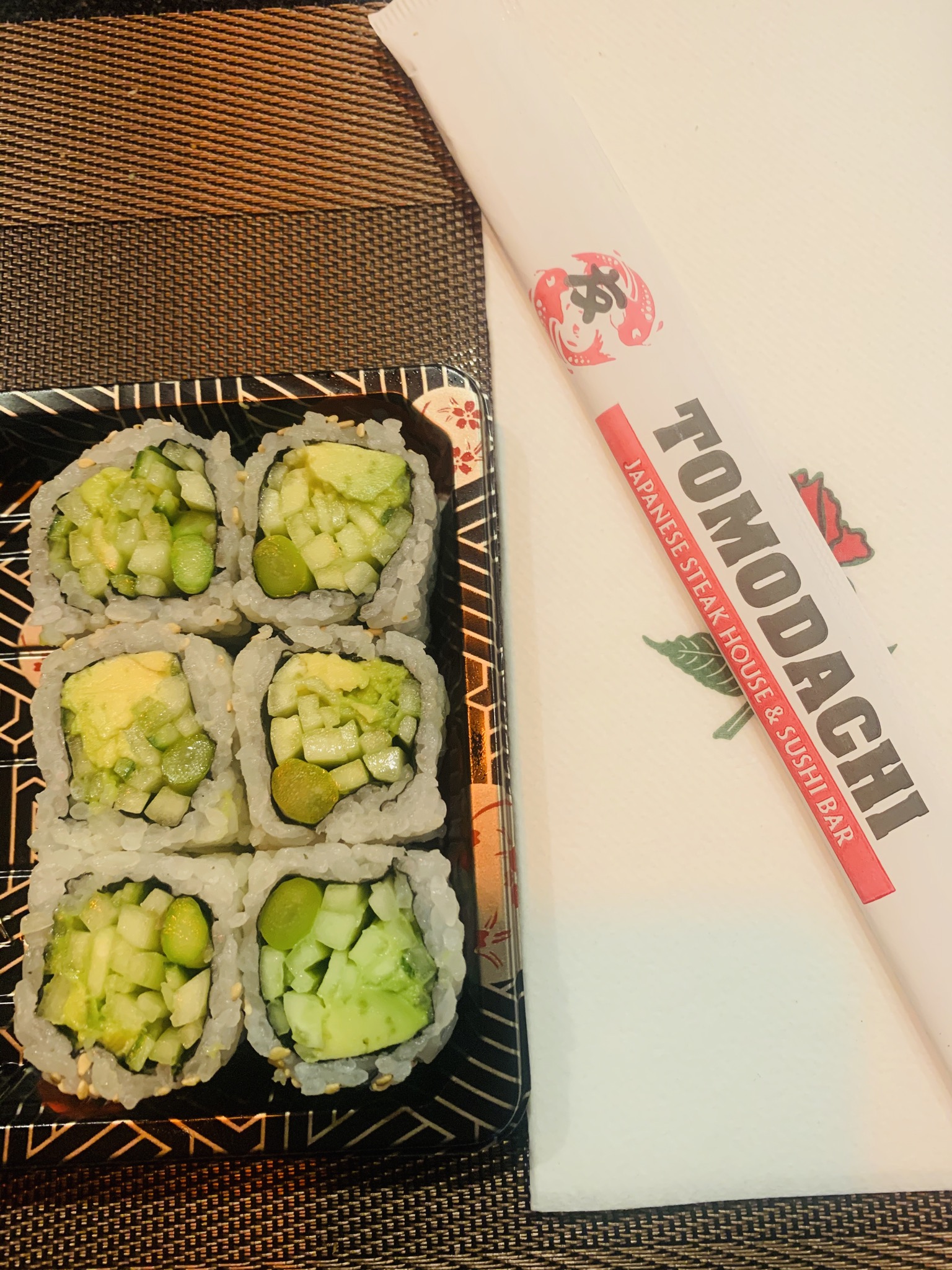 Order 6. Vegetable Roll food online from Tomodachi Japanese Steakhouse & Sushi Bar store, Royersford on bringmethat.com