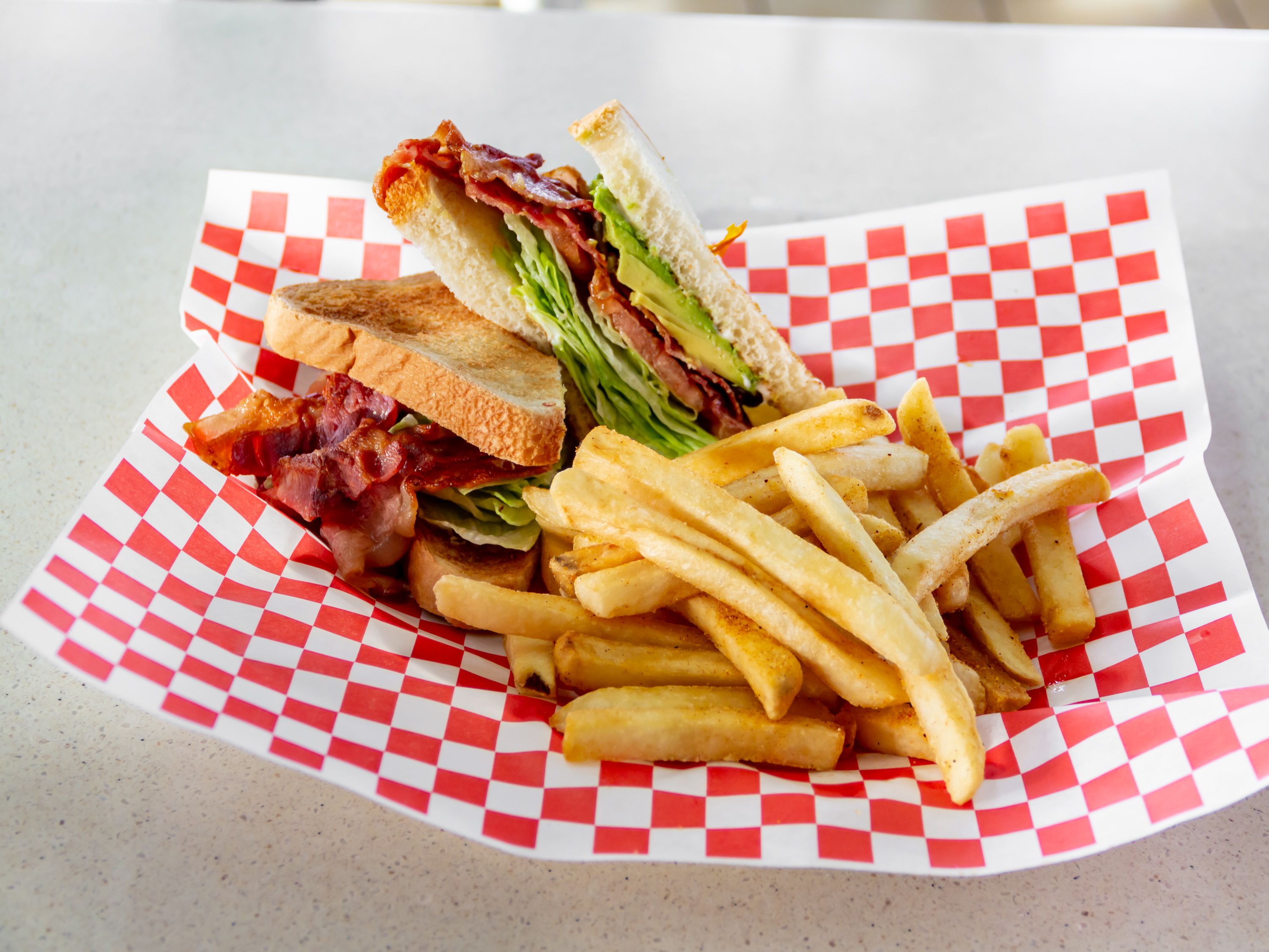 Order BLT with Avocado Sandwiches food online from Papa John's Pizza store, Fontana on bringmethat.com