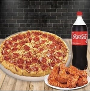 Order (#7) Pizza & Wings Bundle food online from Laevante store, La Mesa on bringmethat.com