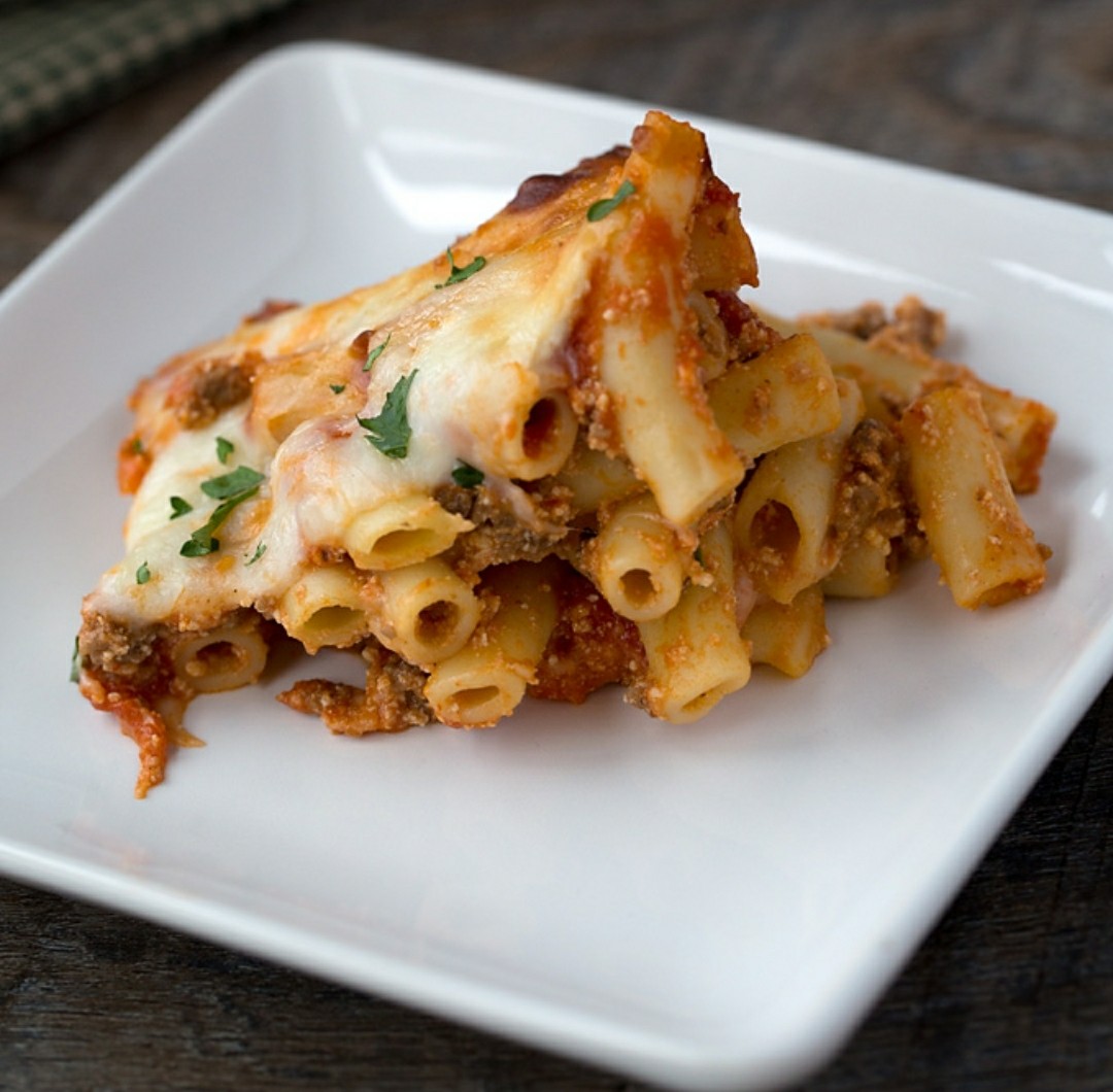 Order Baked Ziti food online from Roma Pizza store, Brooklyn on bringmethat.com