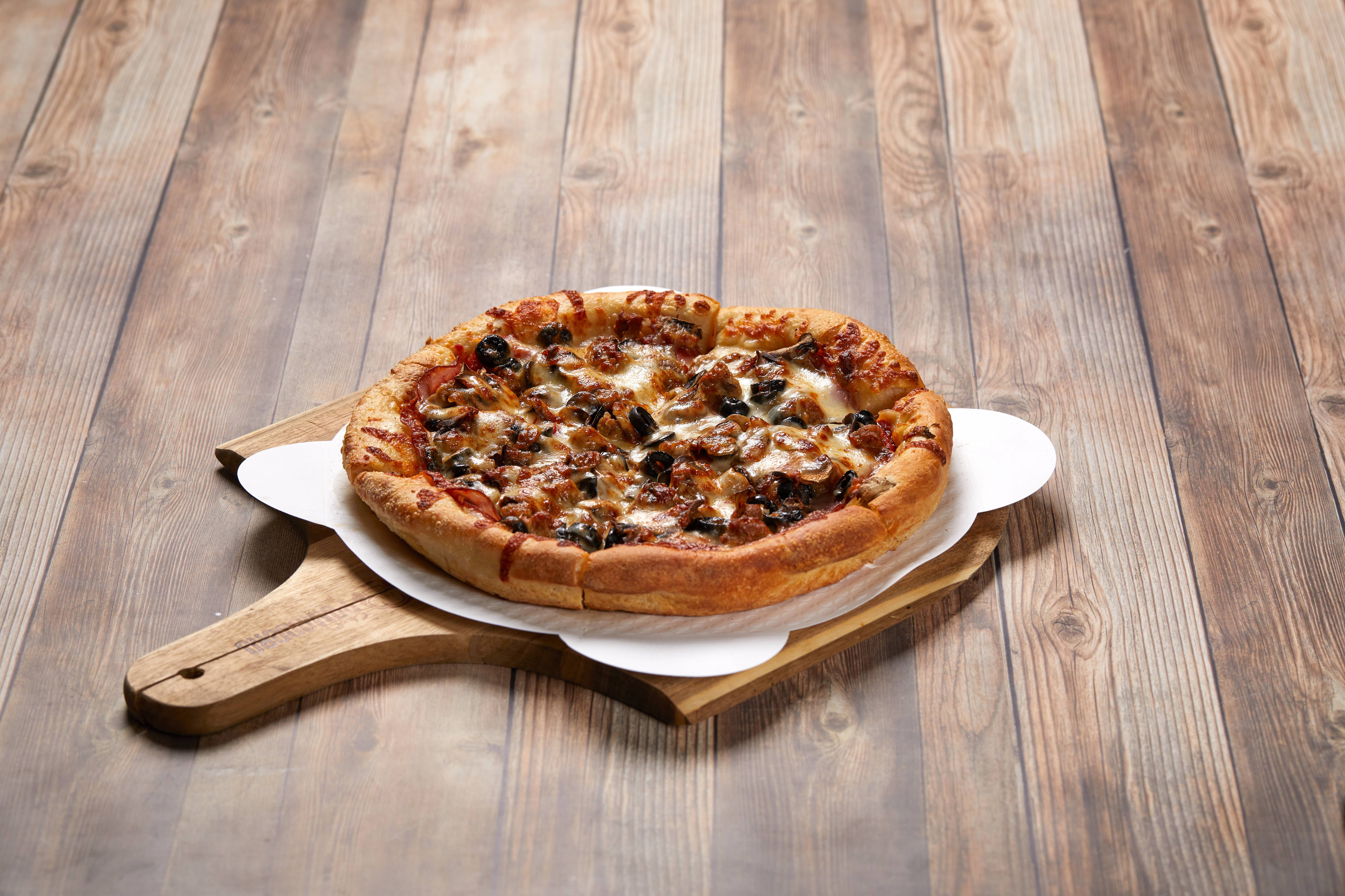 Order Hawk Combo Pizza food online from Sorelli Pizza store, Mountlake Terrace on bringmethat.com