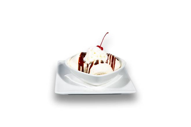 Order Ice Cream Sundae food online from The Greene Turtle Sports Bar & Grille store, Dover on bringmethat.com