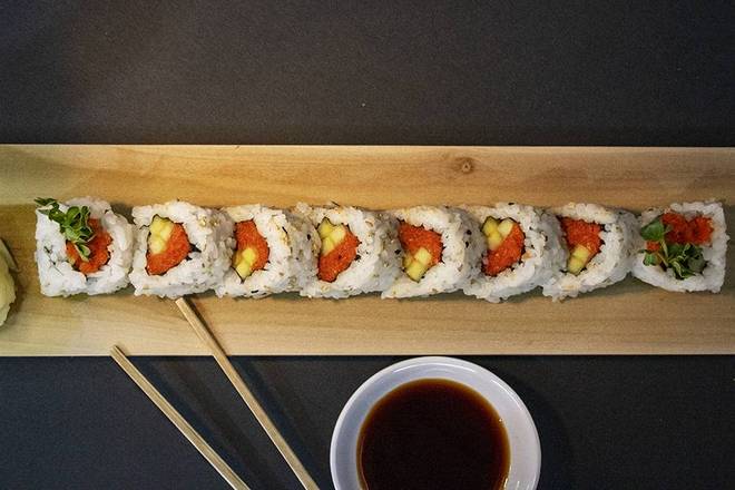 Order Spicy Tuna Roll food online from Blue Fish Sushi & Teriyaki store, Huntington Park on bringmethat.com