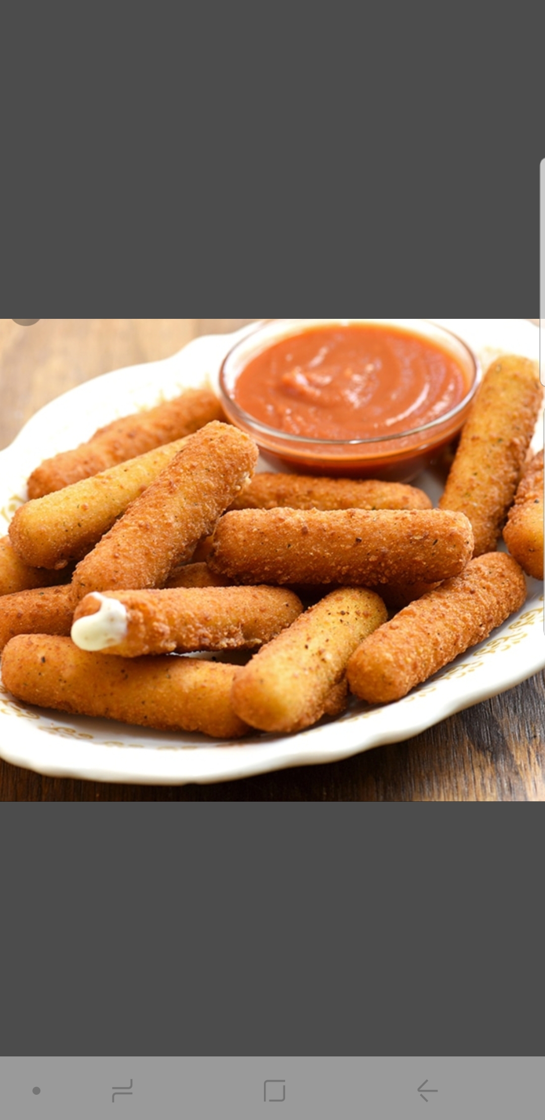 Order 6 Piece Mozzarella Sticks food online from Romeo's Pizza and Pasta store, Wadsworth on bringmethat.com