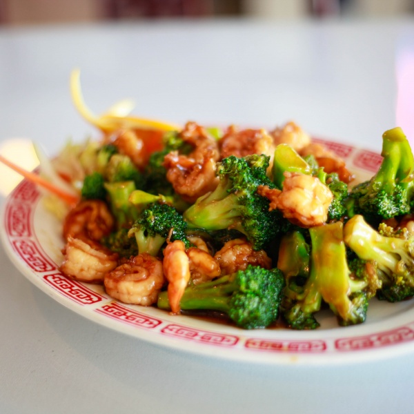 Order 82. Shrimp with Broccoli food online from Oriental Express store, Old Forge on bringmethat.com
