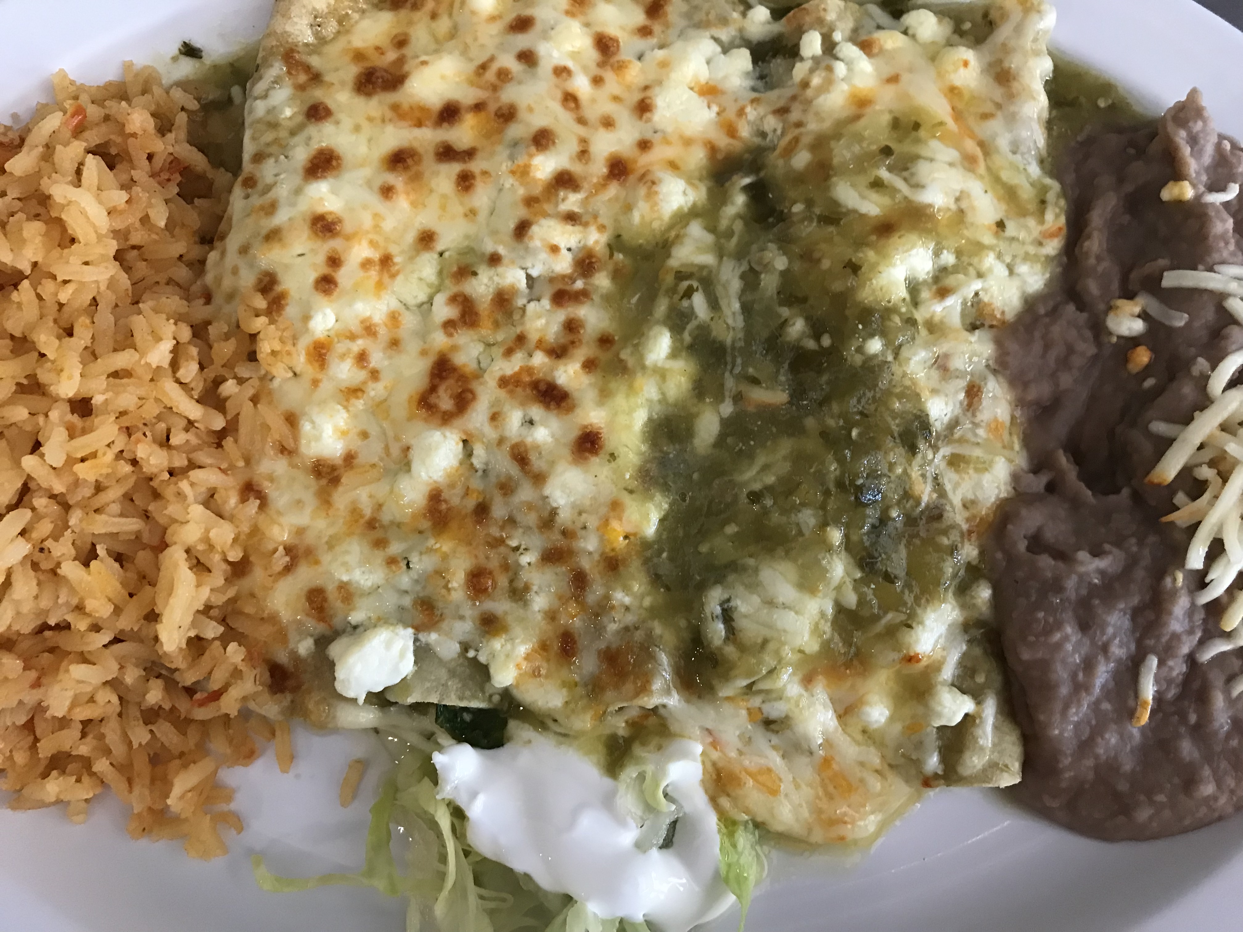 Order Cheese Enchiladas Suizas Plate food online from Papacito's mexican grille store, Chicago on bringmethat.com