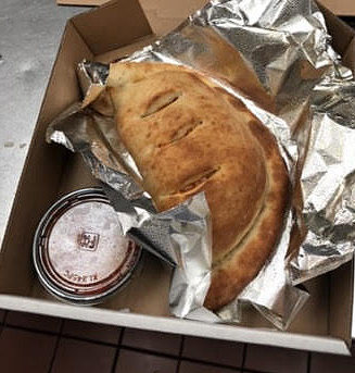 Order Calzone food online from Palisades Pizza store, Pacific Palisades on bringmethat.com