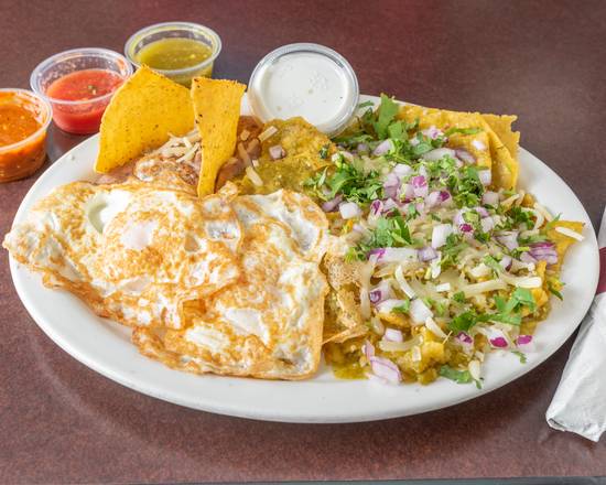 Order Chilaquiles food online from Los Burritos Tapatios store, Streamwood on bringmethat.com