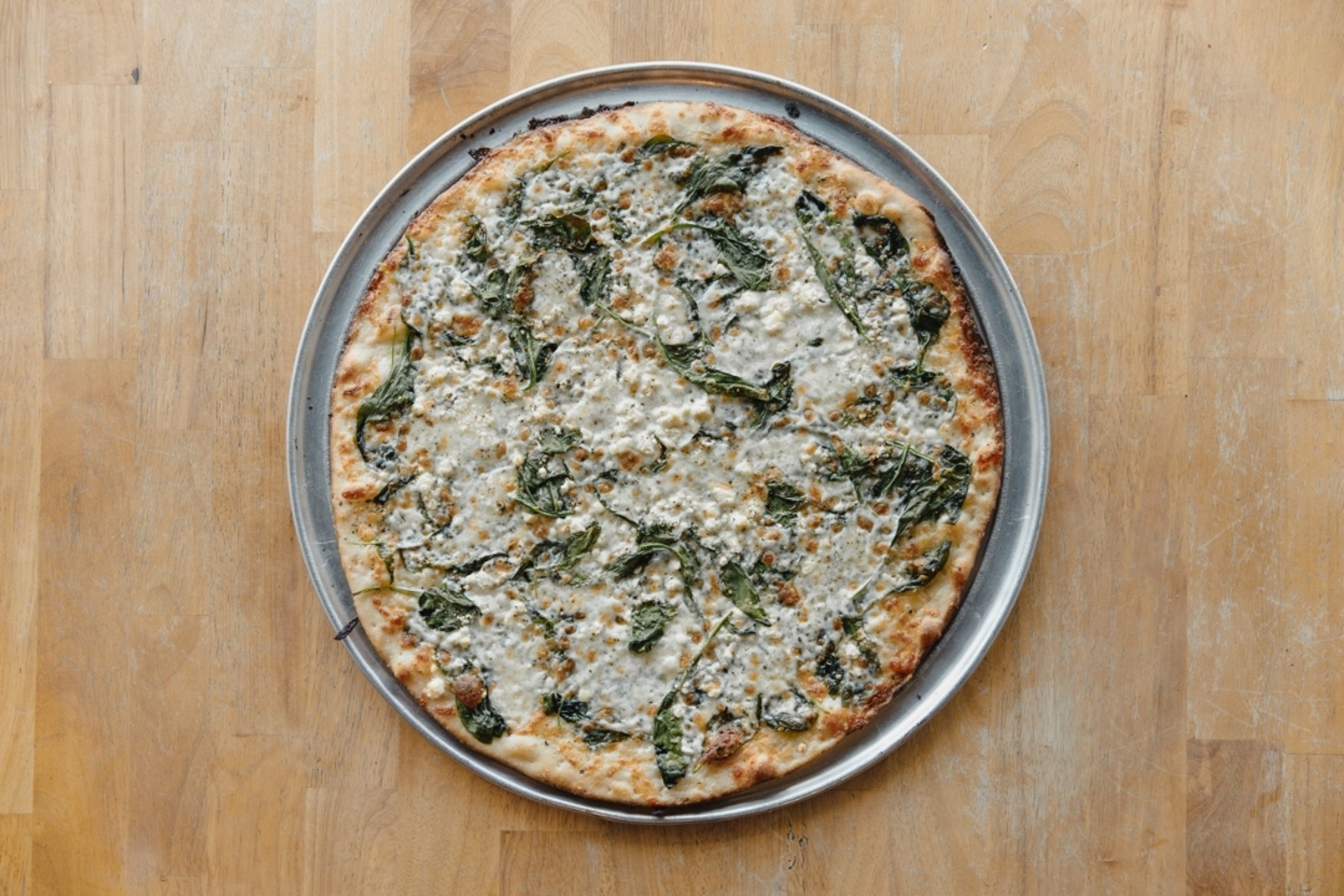 Order 18" The Charles food online from The Upper Crust Pizzeria store, Brookline on bringmethat.com