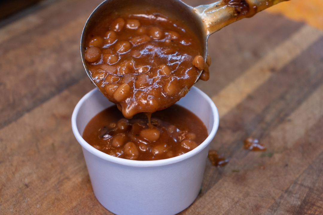 Order SM Smoked Baked Beans (V) food online from Blu's Barbeque & Bbq Catering store, Dallas on bringmethat.com