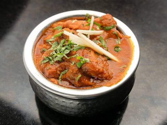 Order Chicken Vindaloo -Entree food online from Raaz specialty indian cuisine store, Jersey City on bringmethat.com