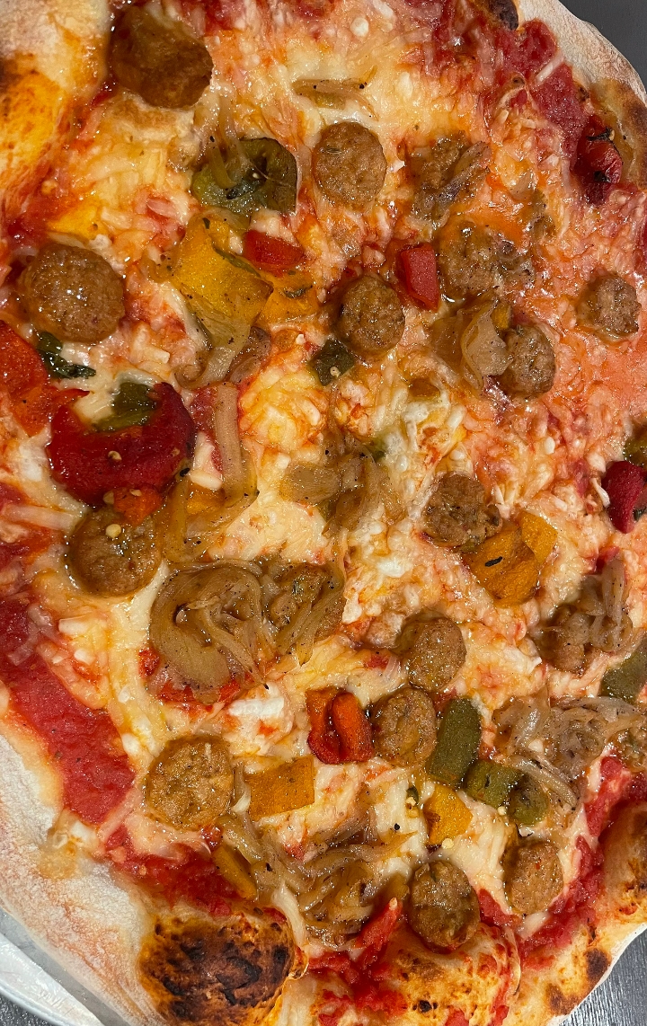 Order VEGAN Salsiccia food online from Pizzeria Enzina store, Waltham on bringmethat.com