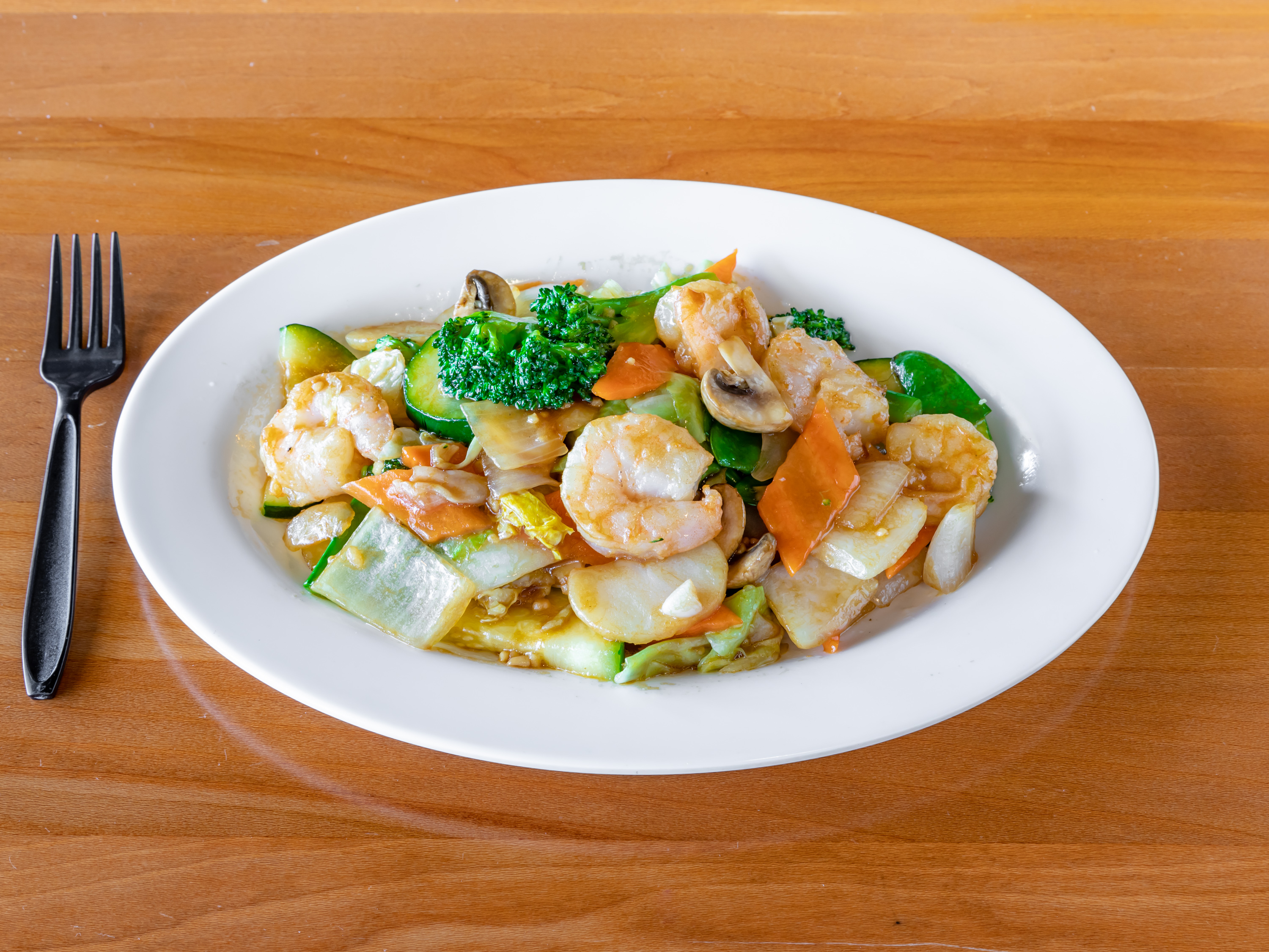 Order 20. Shrimp and Mixed Vegetables food online from Big Bowl Asian Diner store, Mesa on bringmethat.com