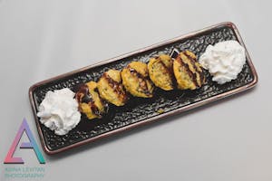 Order Fried Oreos. food online from Sushi Sakura store, Pikesville on bringmethat.com