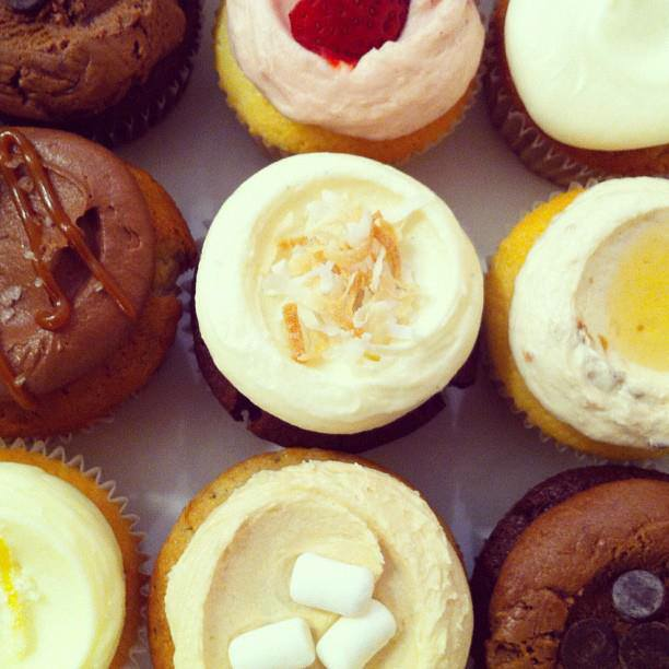 Order Butter Lane Classic Dozen food online from Butter Lane Cupcakes & Bakery store, New York on bringmethat.com