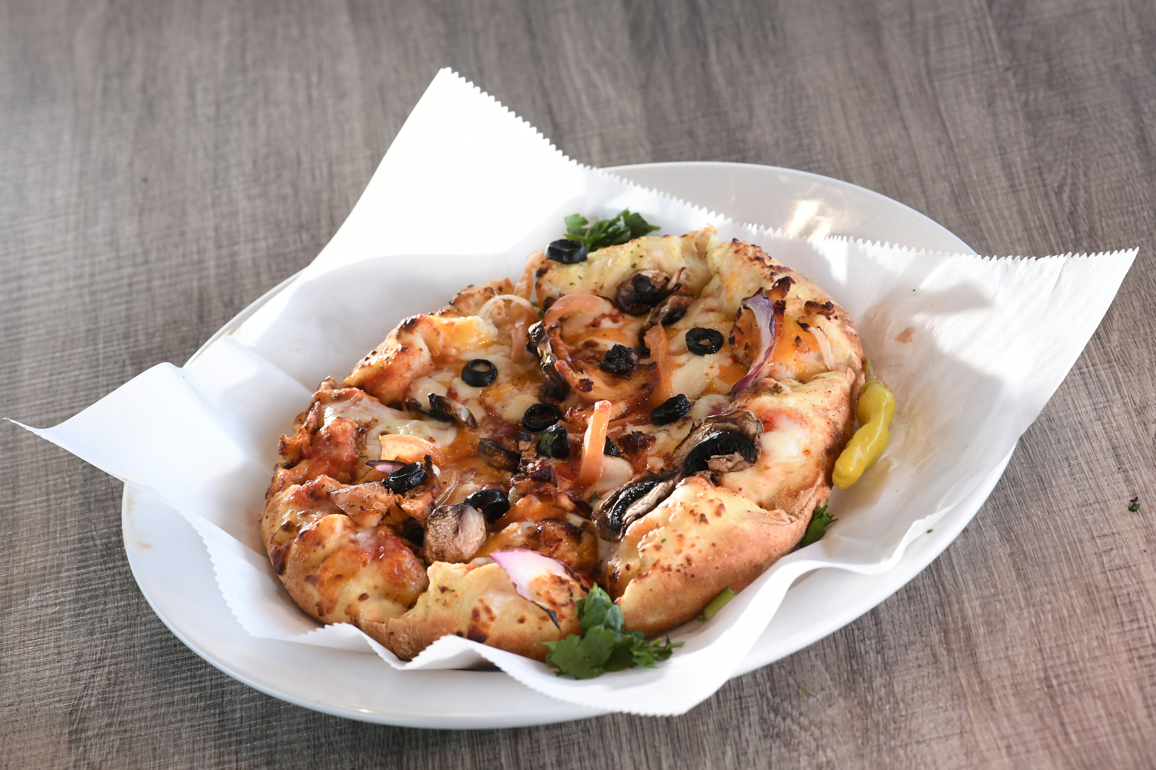 Order 12" Veggie Pizza food online from Kababchi Grill store, San Antonio on bringmethat.com