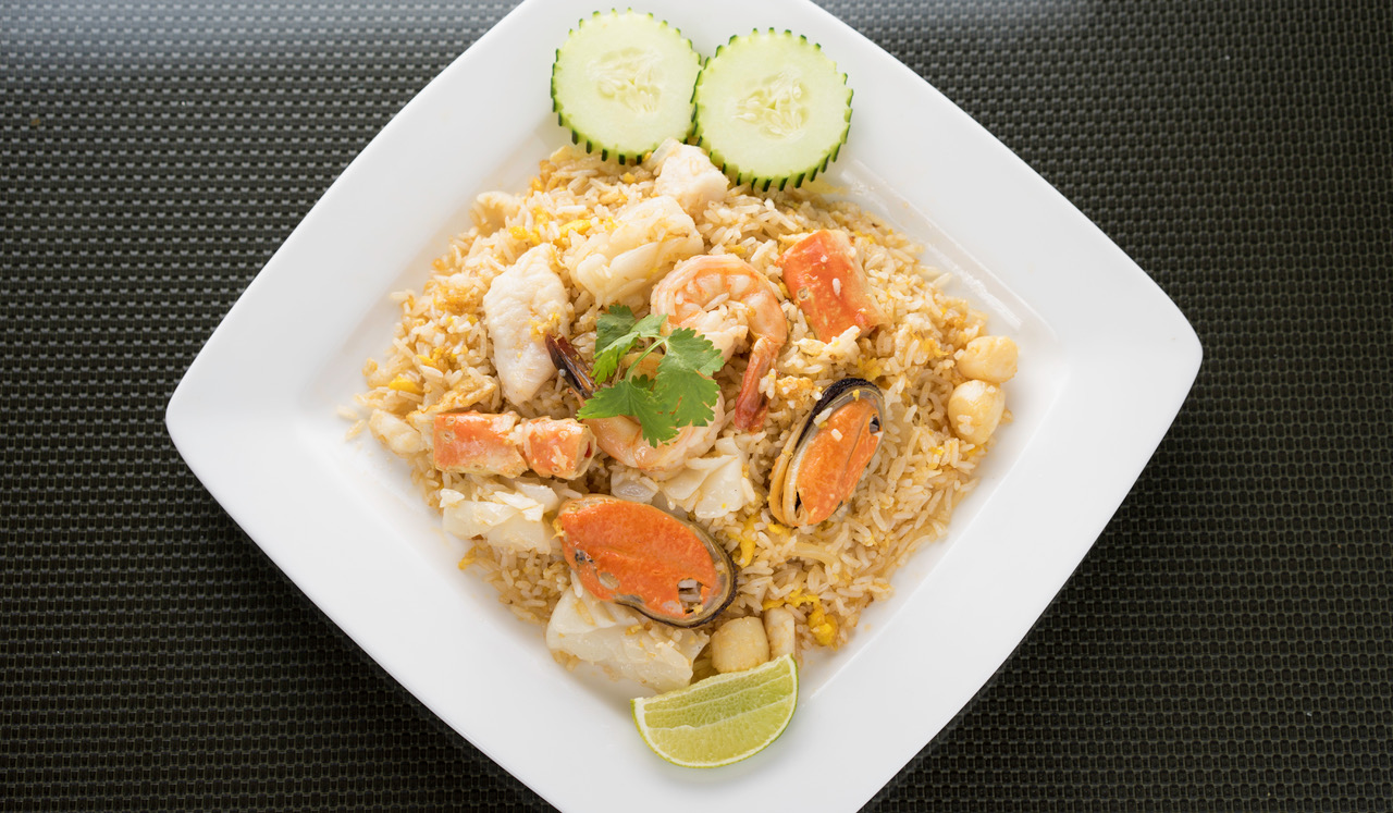 Order 44. Seafood Fried Rice food online from Baan Thai store, Panorama City on bringmethat.com