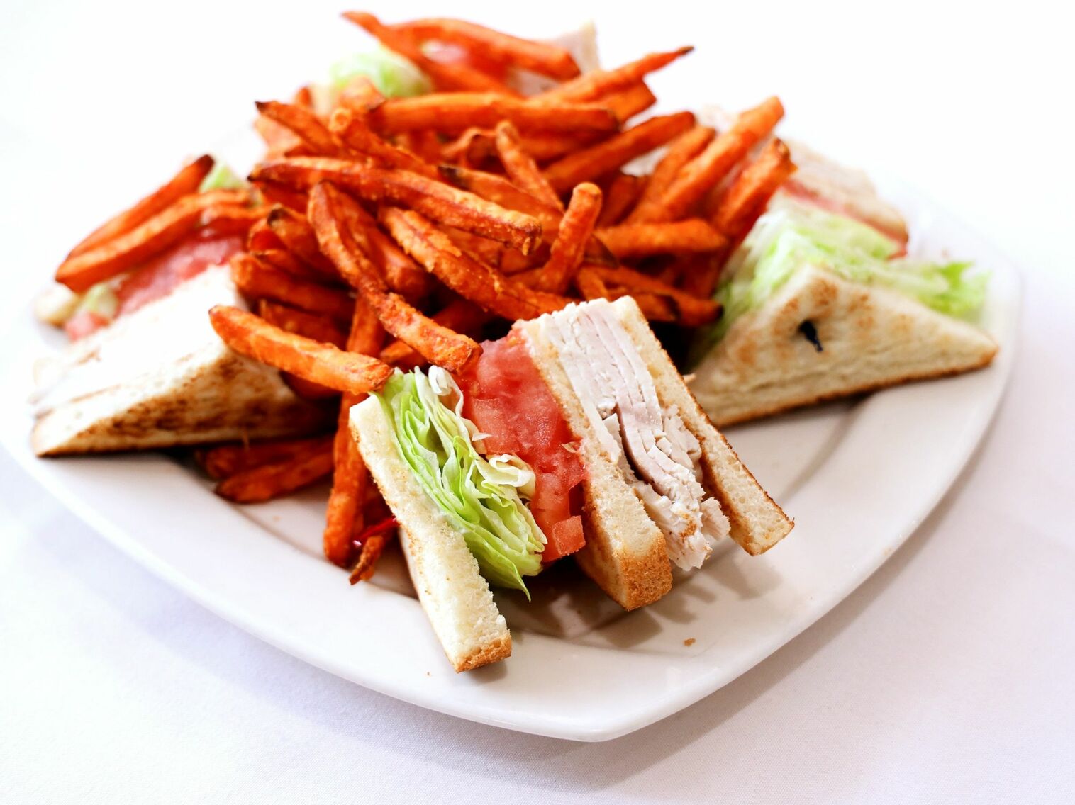 Order Club Sandiwches food online from Park 27 Diner store, Linden on bringmethat.com