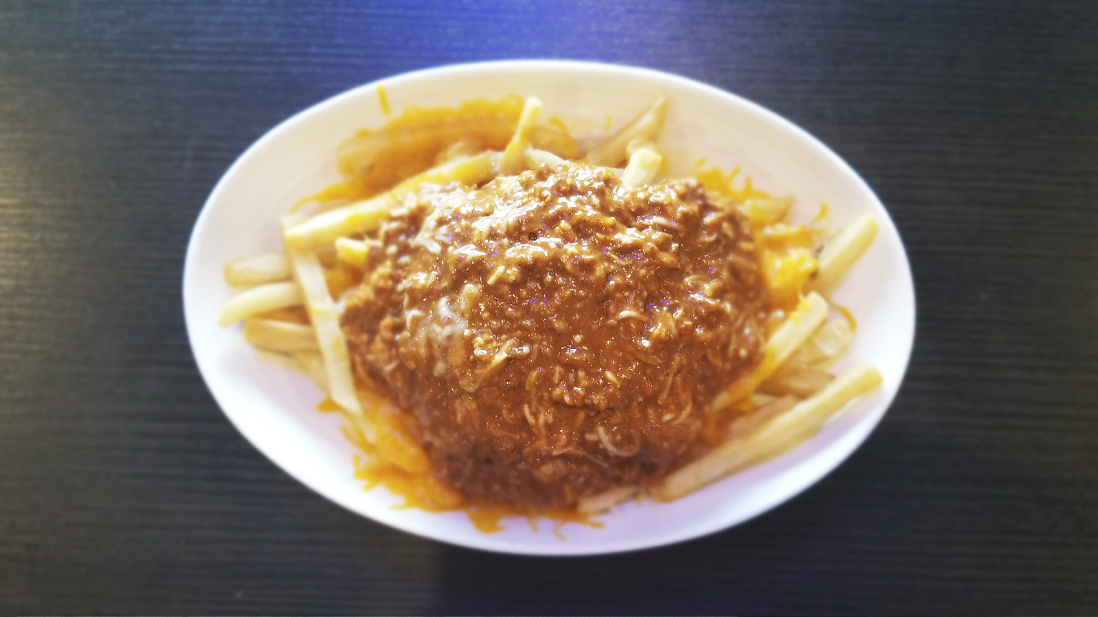 Order Chili Cheese Fries food online from Sia Fusion Eatery store, Newark on bringmethat.com