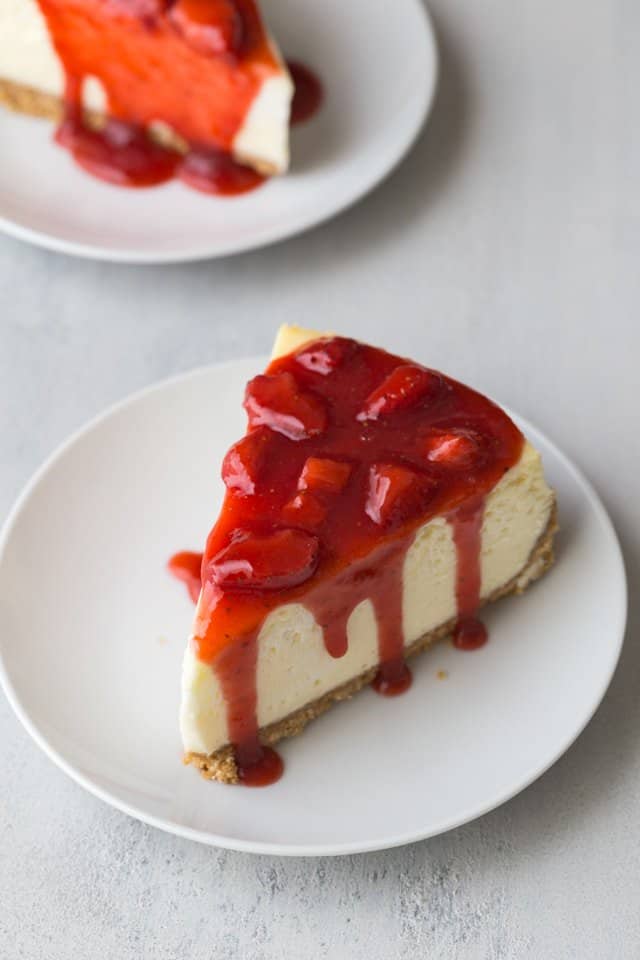 Order Strawberry Cheesecake food online from Soup & Gyro store, New York on bringmethat.com