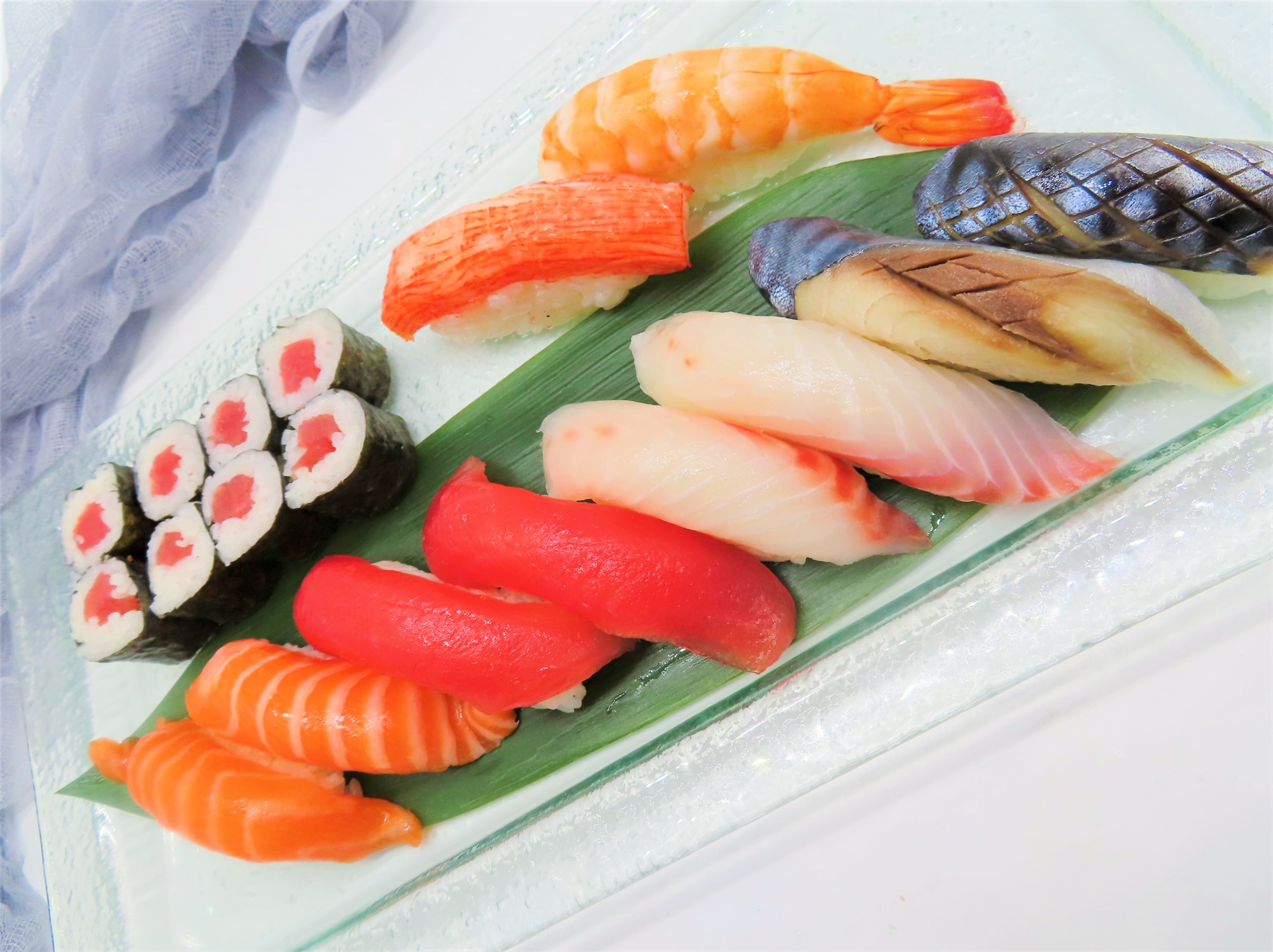 Order D02. Sushi Deluxe food online from Peking Express store, South Ozone Park on bringmethat.com