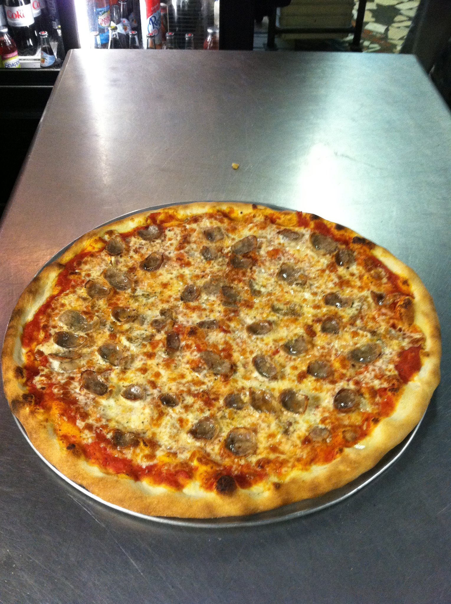 Order Sausage Pizza food online from Pugsley Pizza store, Bronx on bringmethat.com