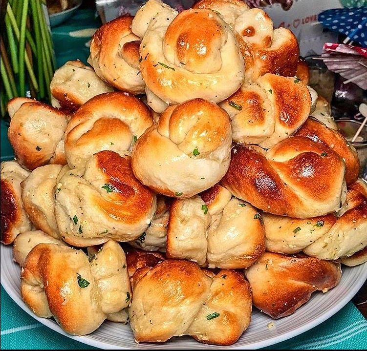 Order 12 Garlic Knots food online from The Pizza Stop store, Collegeville on bringmethat.com