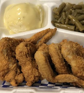 Order Kickin' Chicken Wing Meal food online from Charlie D's & Son Catfish store, Kansas City on bringmethat.com