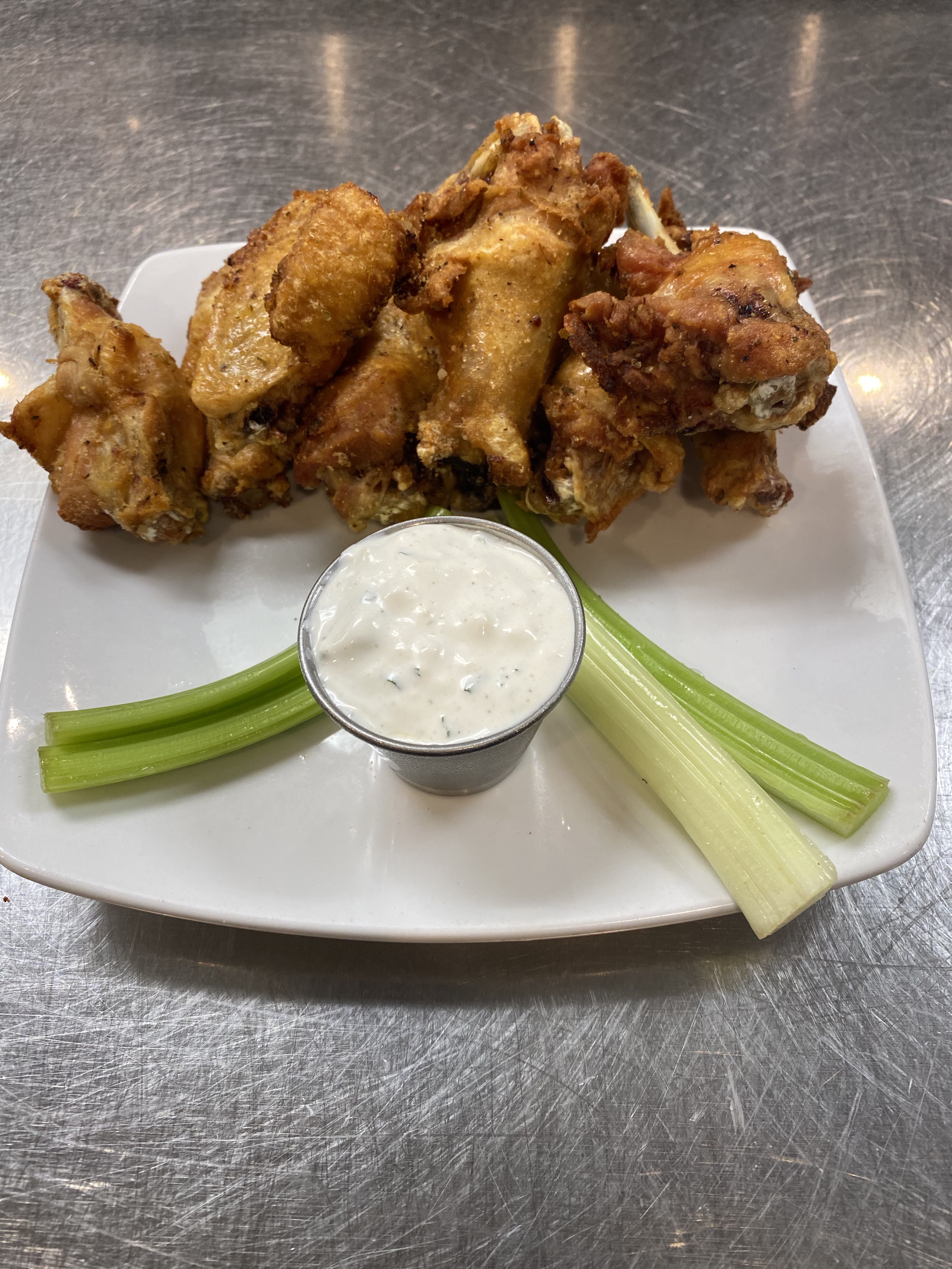 Order Wings food online from One North Kitchen & Bar store, Jackson on bringmethat.com