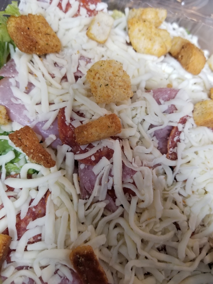 Order Big Chef Salad food online from Derby City Pizza store, Fairdale on bringmethat.com