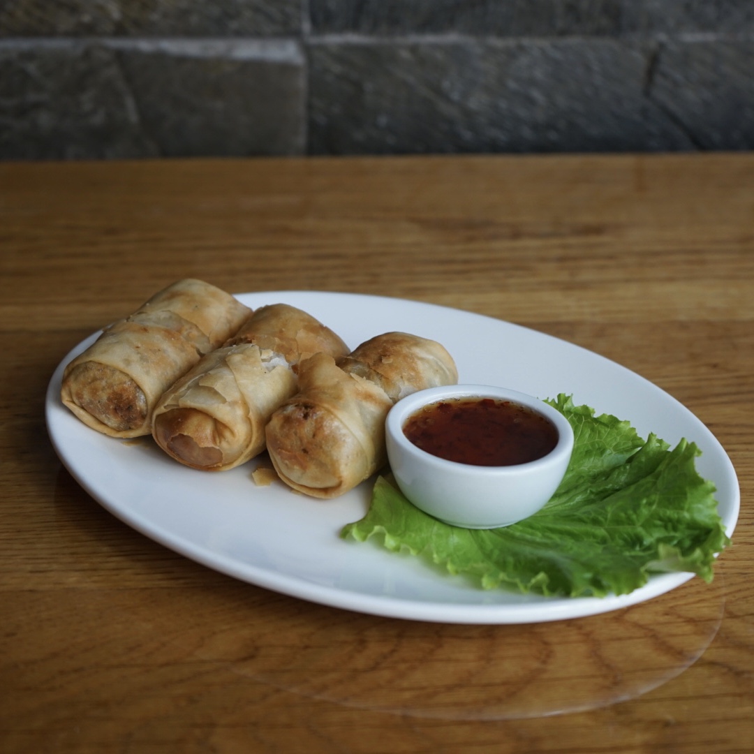 Order Fried Rolls food online from Lers Ros Thai store, San Francisco on bringmethat.com