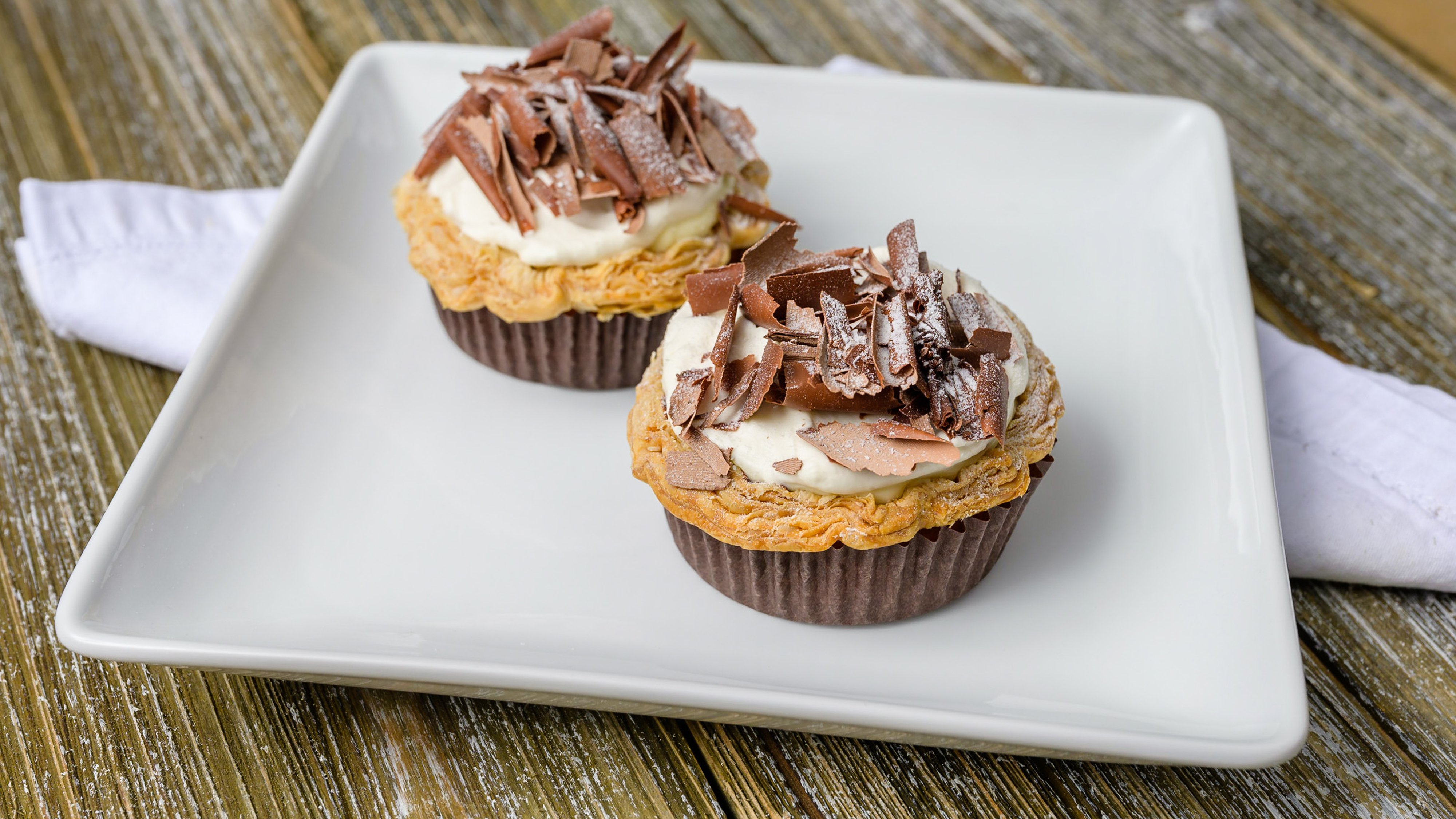 Order Set of 2 Chocolate Cream Pie food online from 43 & Company store, Milpitas on bringmethat.com