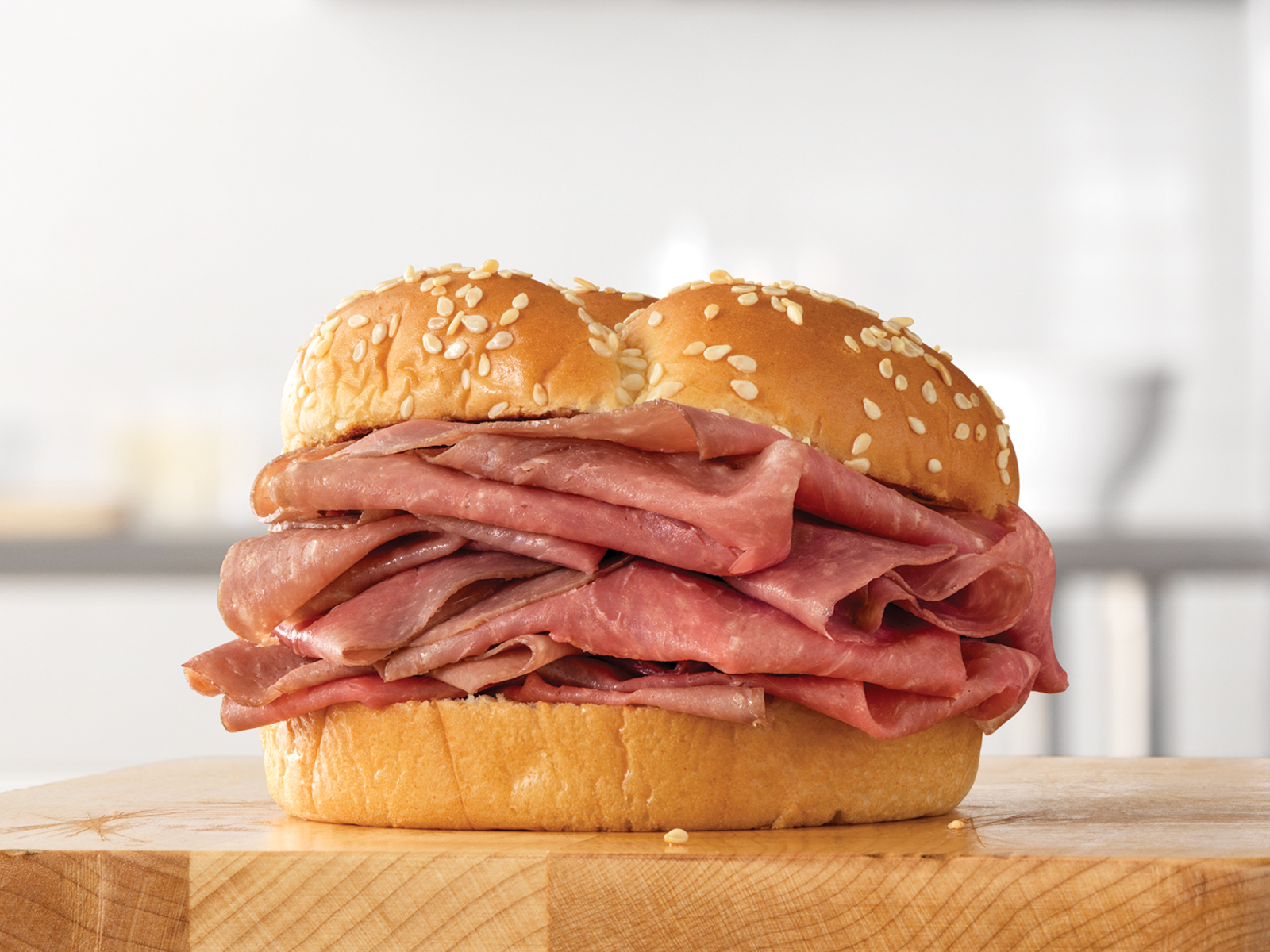Order Classic Roast Beef Sandwich food online from Arby store, Hickory Hills on bringmethat.com