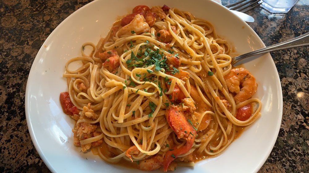 Order Lobster & Shrimp Linguine food online from Marmalade Cafe store, Sherman Oaks on bringmethat.com