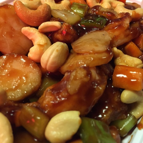 Order A8. Shrimp and Chicken with Cashew Nuts food online from Fairview Chinese Restaurant store, Fairview on bringmethat.com