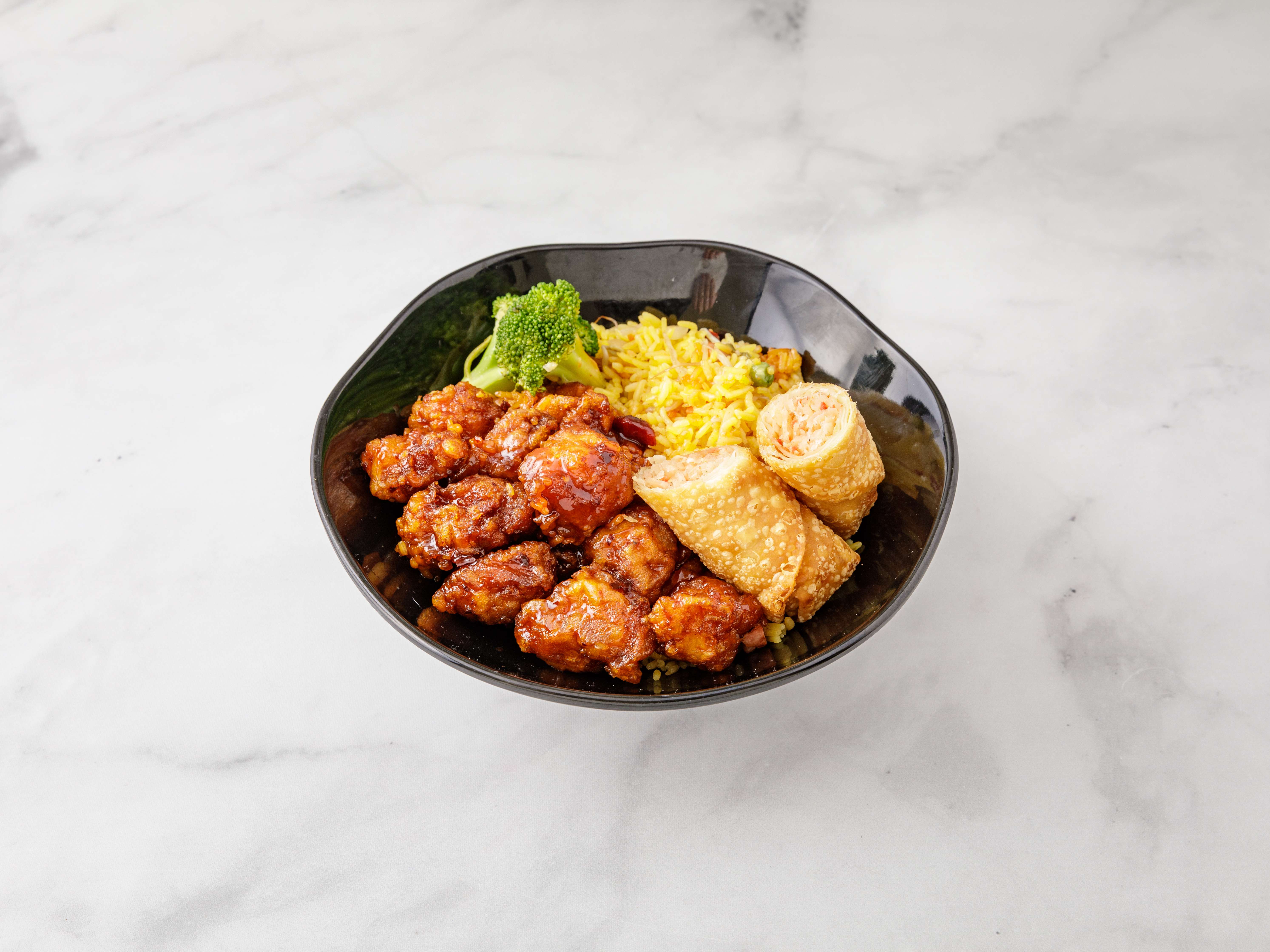 Order D1. General Tso's Chicken Combo food online from New Great Wall Chinese Restaurant store, Mount Kisco on bringmethat.com