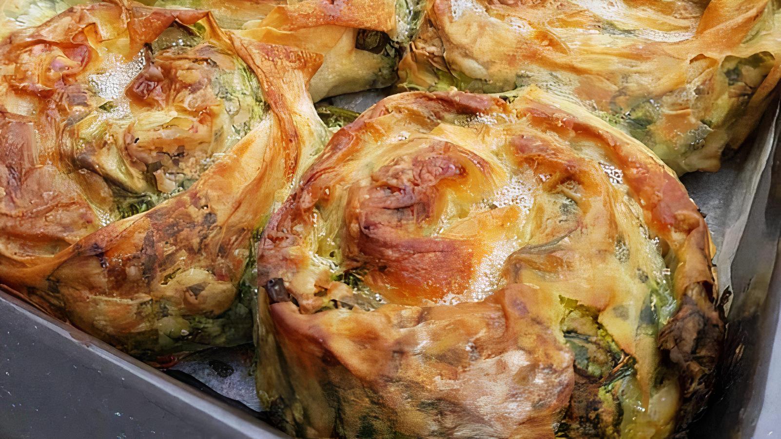 Order Spinach Pie food online from Mr.&Mrs.Gyro store, Glassboro on bringmethat.com