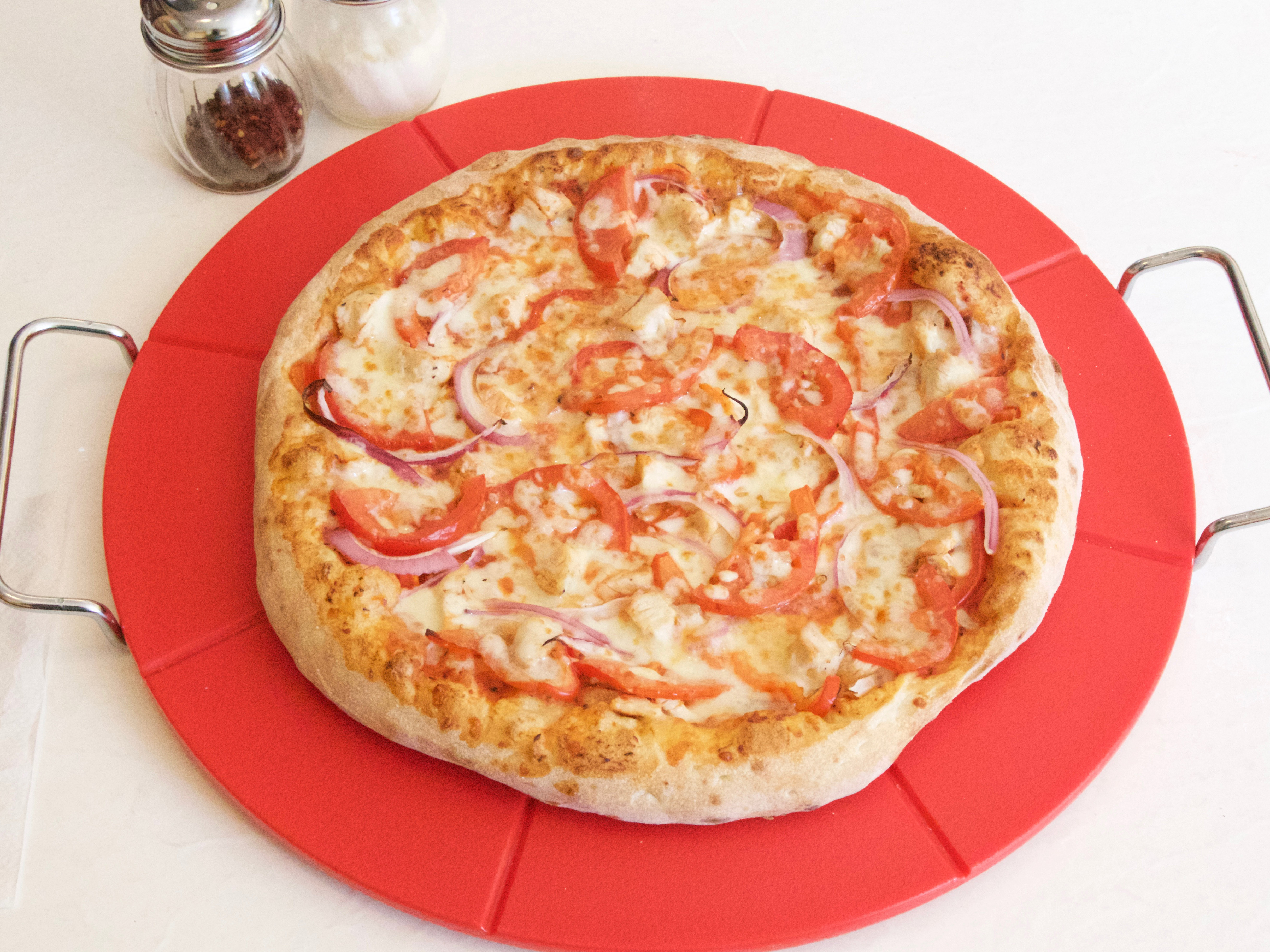Order Chicken Parmigiana Pizza food online from Beauty's Pizza Catering store, Cambridge on bringmethat.com