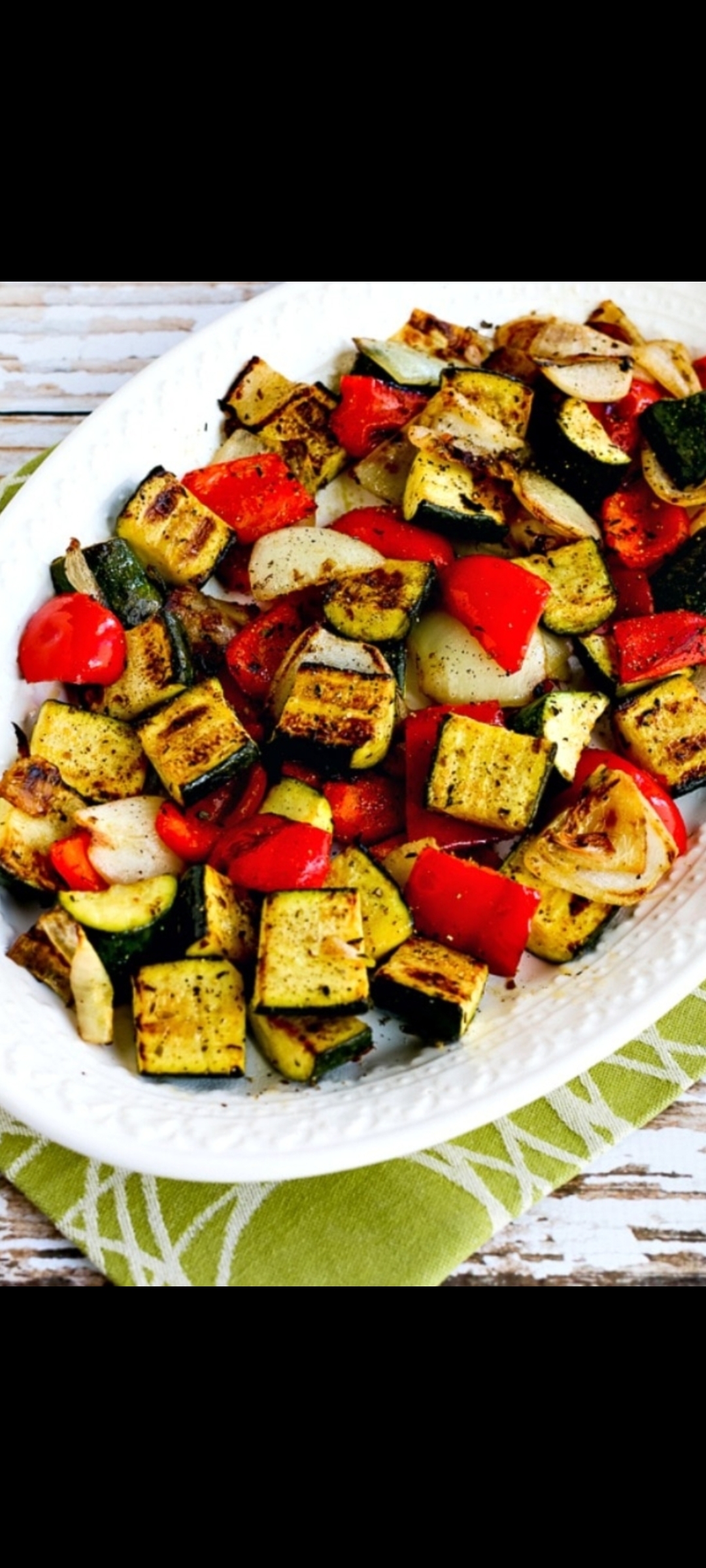 Order Grilled Mixed Vegetables  food online from American Gourmet Foods Deli store, New York on bringmethat.com