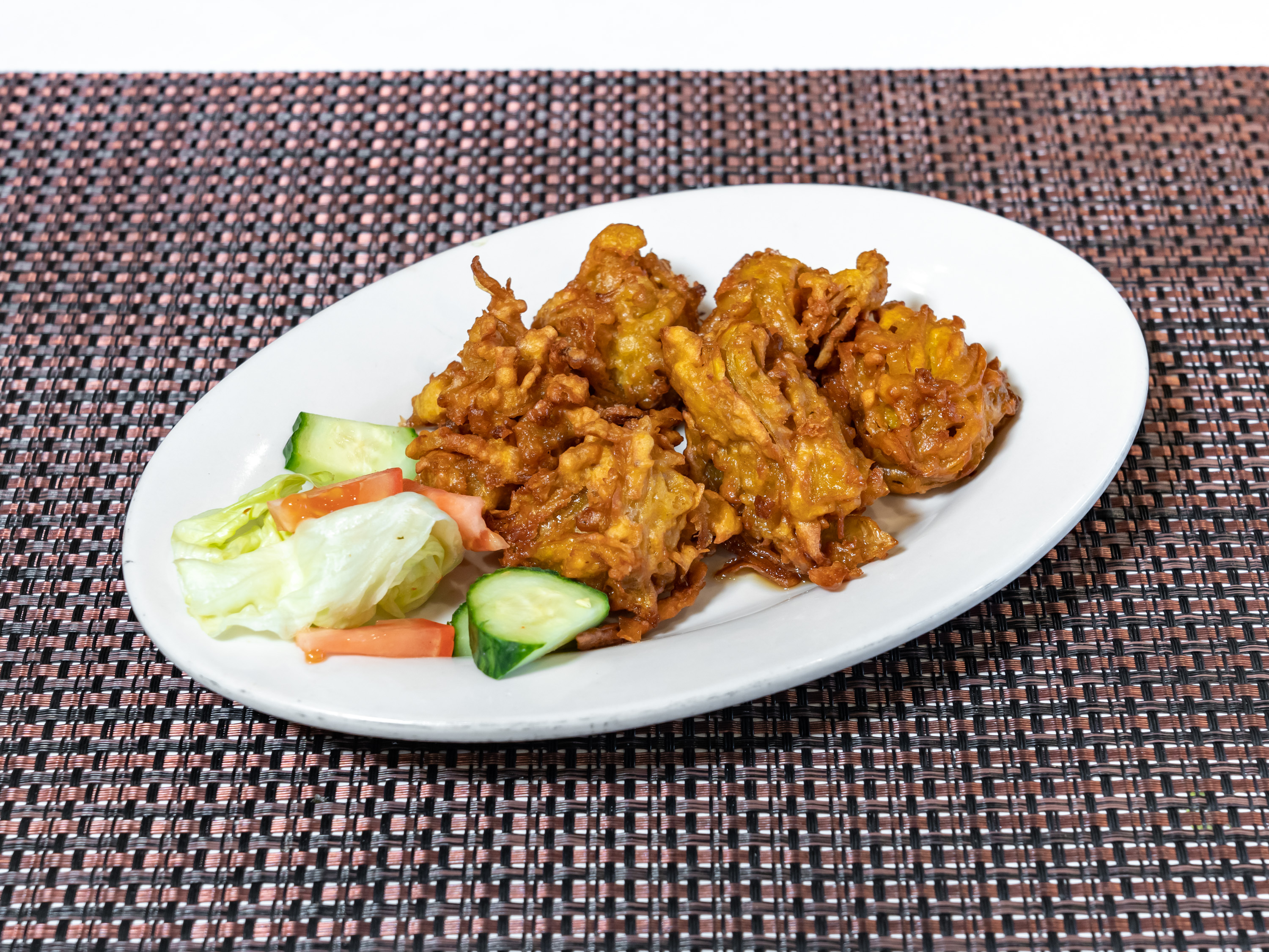Order 09. Onion Bhaji food online from New Little India store, Shelby Township on bringmethat.com