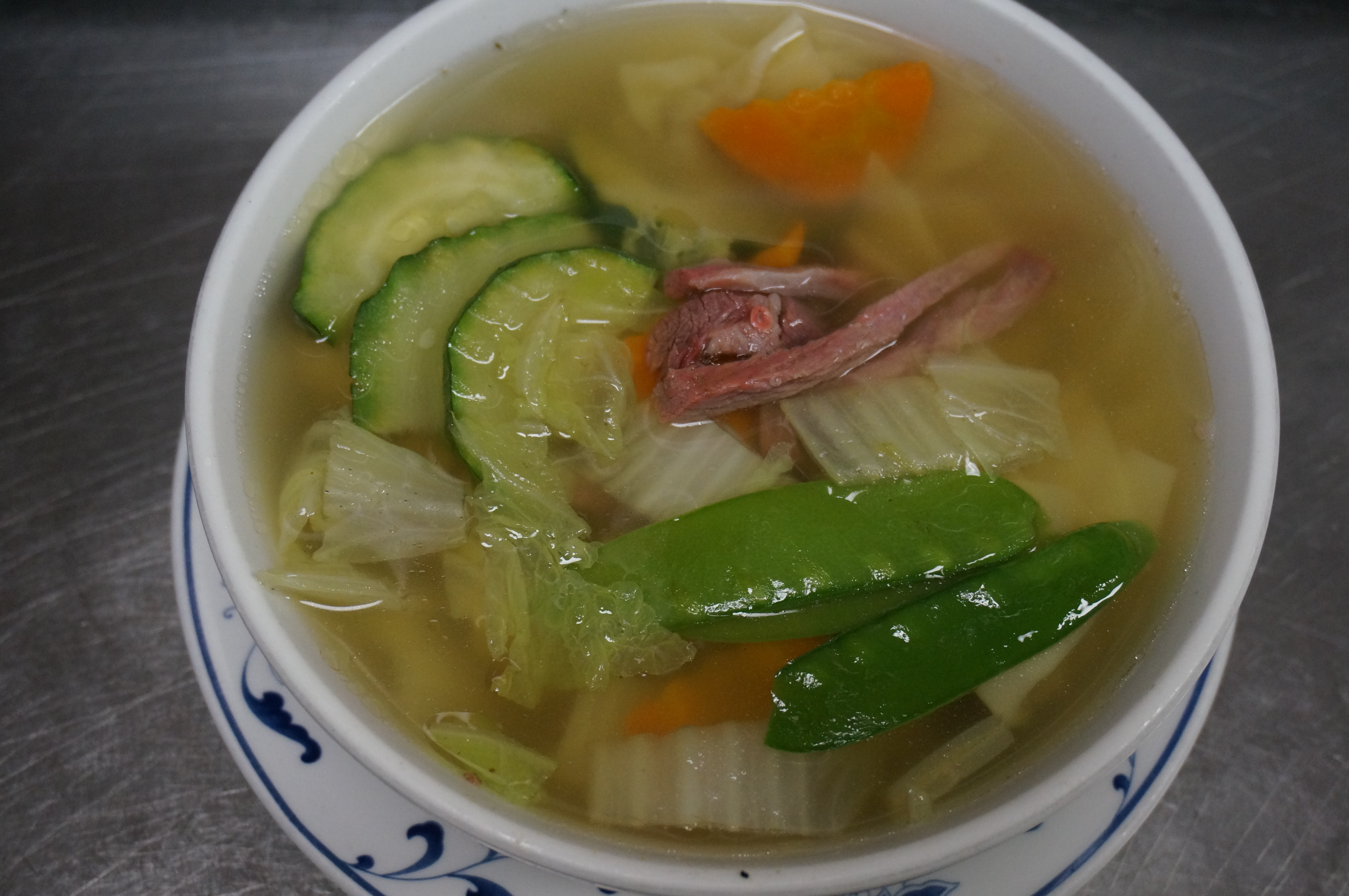 Order 37.  Wonton Soup food online from Mayflower Chinese store, Capitola on bringmethat.com